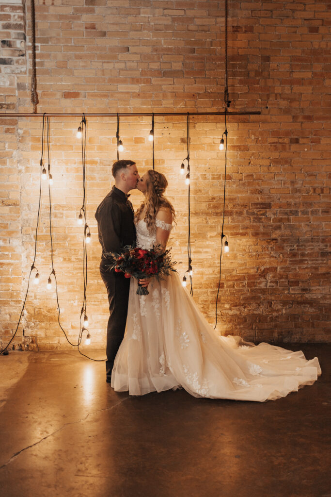 5 must have wedding planning tools