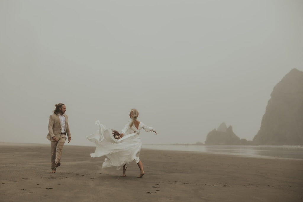 amazing newly eloped couple at the beach