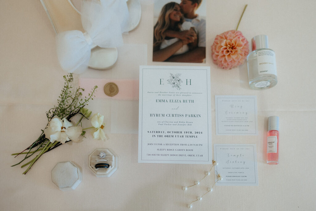 Romantic & Luxurious Sleepy Ridge Wedding with Sunset City Bridals