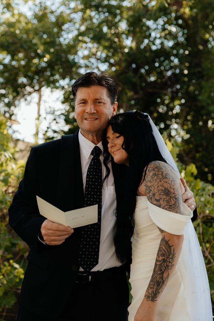 cute picture of the bride and her dad 