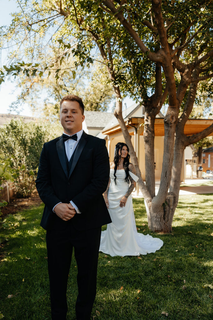 Chic, Adventurous, and Totally Theirs: Kyle & Kaylie’s Cathedral Gorge State Park Elopement