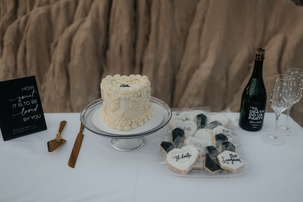 Chic, Adventurous, and Totally Theirs: Kyle & Kaylie’s Cathedral Gorge State Park Elopement