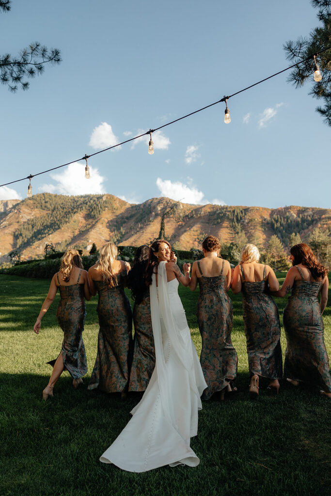 Chic & Luxurious La Caille Wedding in Utah, Rachel & Justin’s Intimate Chateau Celebration