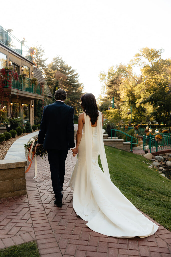 Chic & Luxurious La Caille Wedding in Utah, Rachel & Justin’s Intimate Chateau Celebration