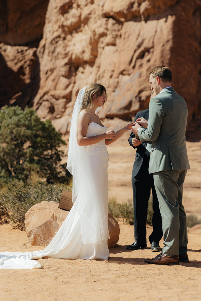 Beautiful wedding ceremony in Utah