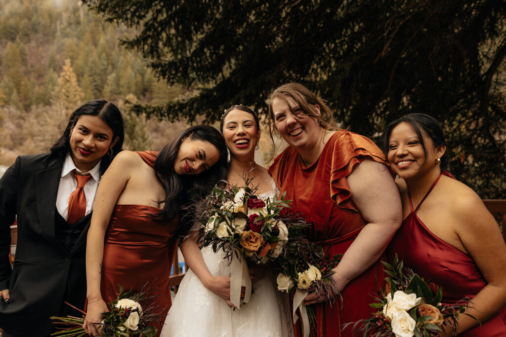 Cute picture of the bride and her friends