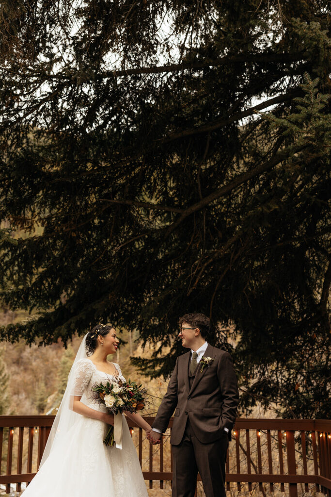 A Cozy Winter Wedding at Log Haven | An Intimate Mountain Celebration in Utah