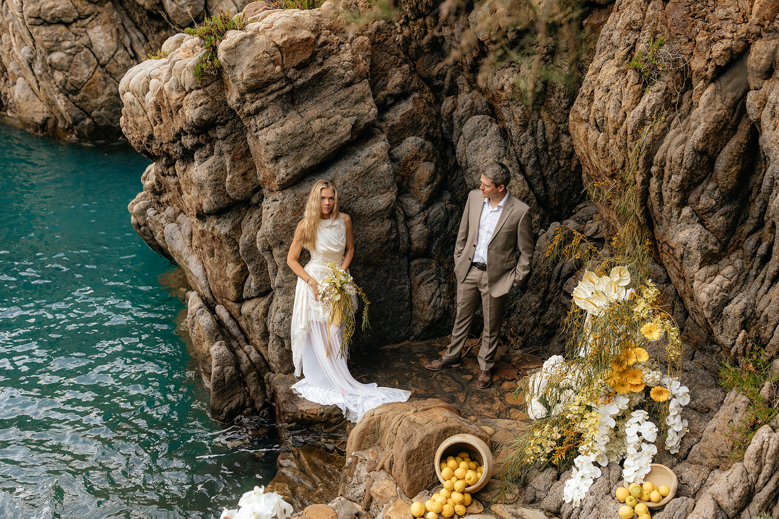 romantic bridal portraits in italy