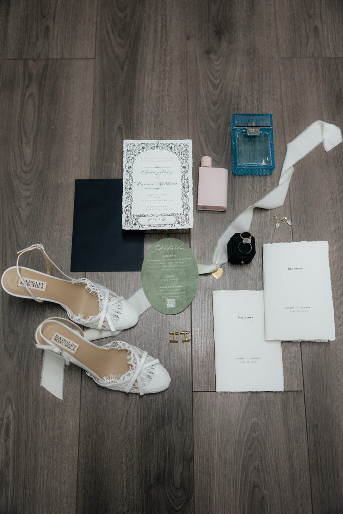 stunning wedding details